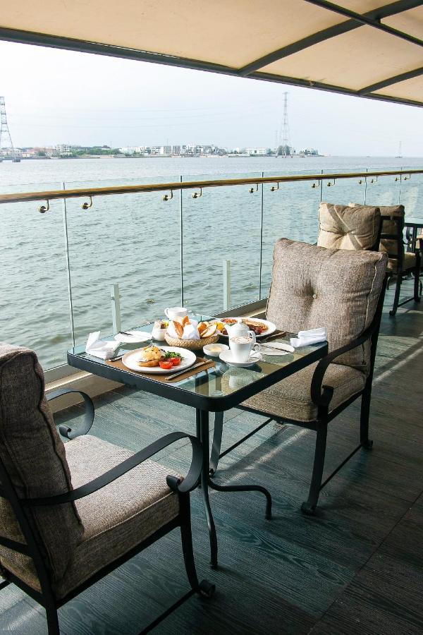 The Yacht Hotel Sea Front Lekki Phase 1 Лагос Екстериор снимка