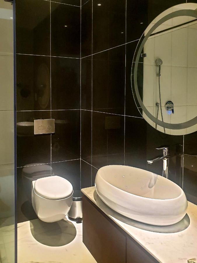 The Yacht Hotel Sea Front Lekki Phase 1 Лагос Екстериор снимка