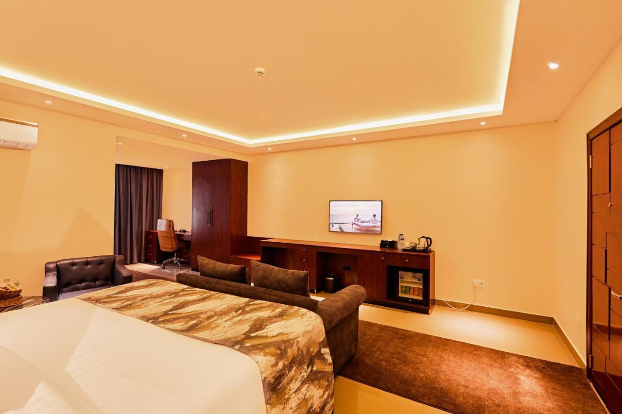 The Yacht Hotel Sea Front Lekki Phase 1 Лагос Екстериор снимка