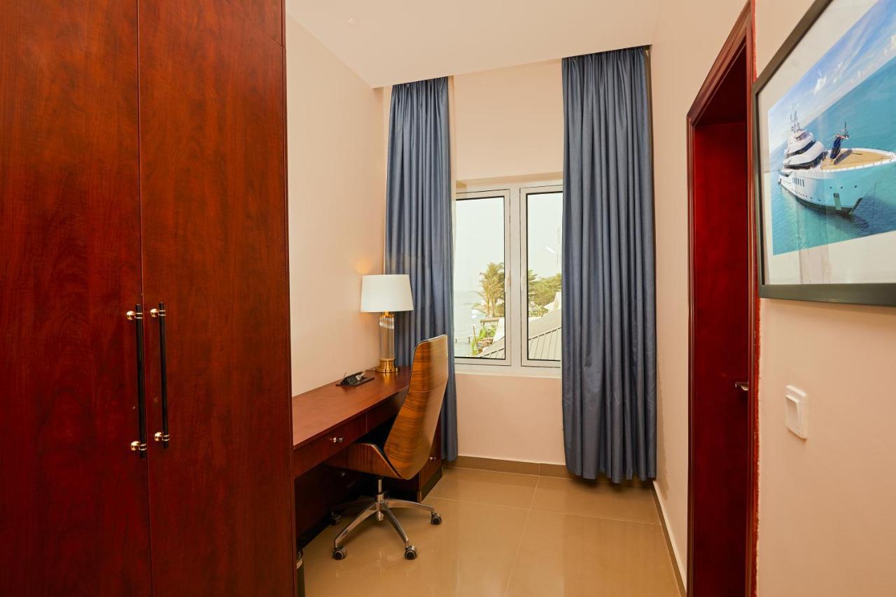 The Yacht Hotel Sea Front Lekki Phase 1 Лагос Екстериор снимка