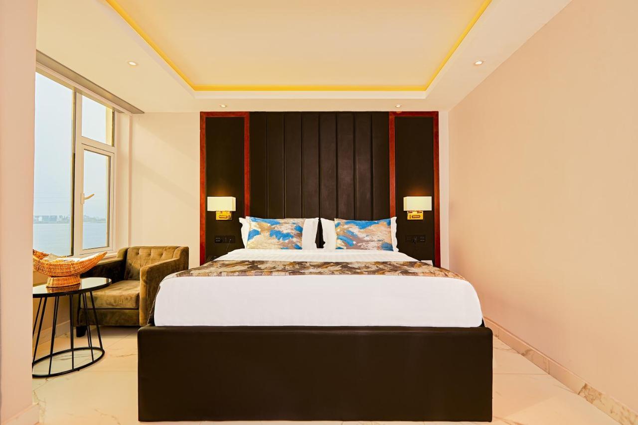 The Yacht Hotel Sea Front Lekki Phase 1 Лагос Екстериор снимка