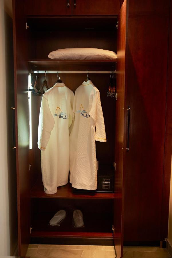 The Yacht Hotel Sea Front Lekki Phase 1 Лагос Екстериор снимка