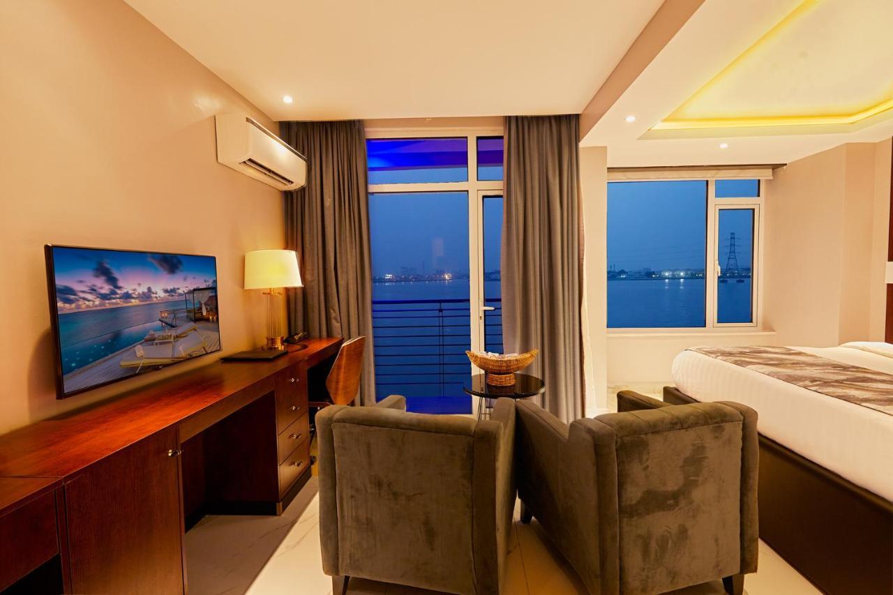 The Yacht Hotel Sea Front Lekki Phase 1 Лагос Екстериор снимка